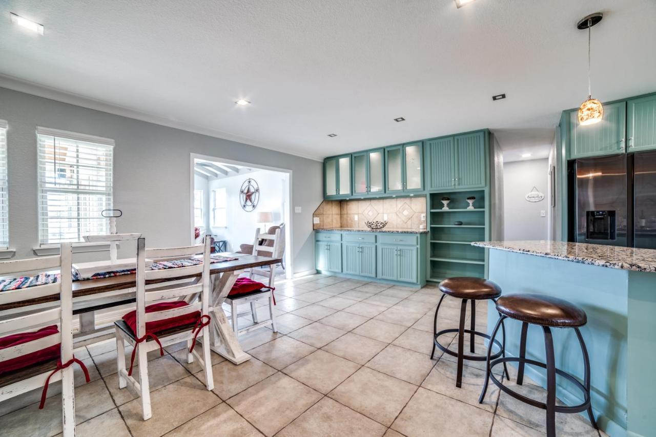 5 Bdrm Home On 2 Acres Mins To Wineries Private Heated Pool And Hot Tub 约翰逊城 外观 照片