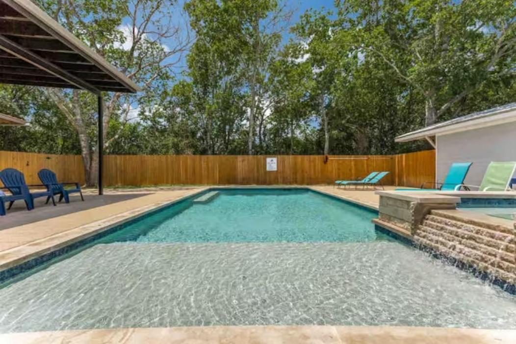 5 Bdrm Home On 2 Acres Mins To Wineries Private Heated Pool And Hot Tub 约翰逊城 外观 照片